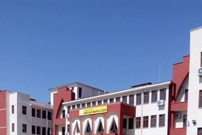 Bağlar Bağcılar Anadolu Lisesi fotoğraf 2