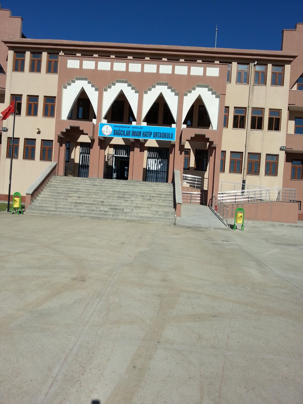 Bağcılar İmam Hatip Ortaokulu Fotoğrafları 2