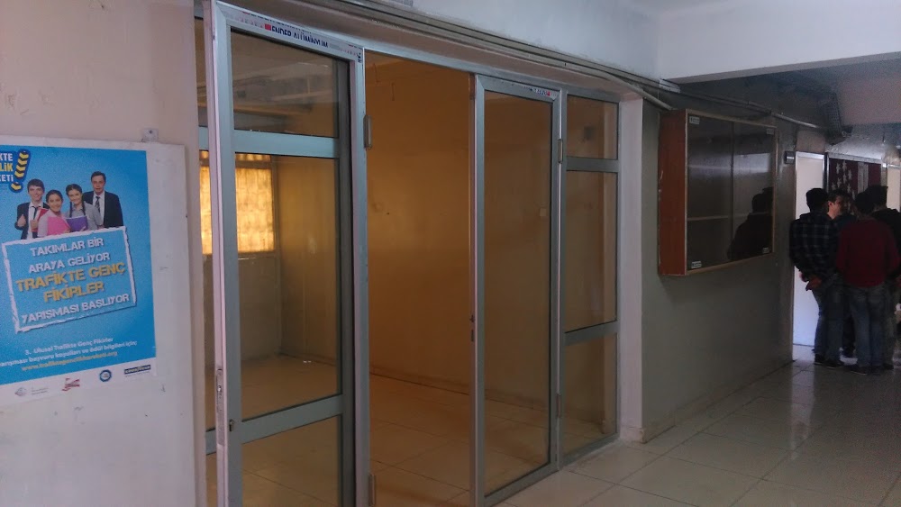 Koşuyolu Mesleki Ve Teknik Anadolu Lisesi Fotoğrafları 1