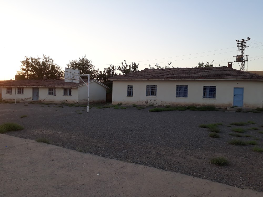 Türkmen Hacı İlkokulu Fotoğrafları 1