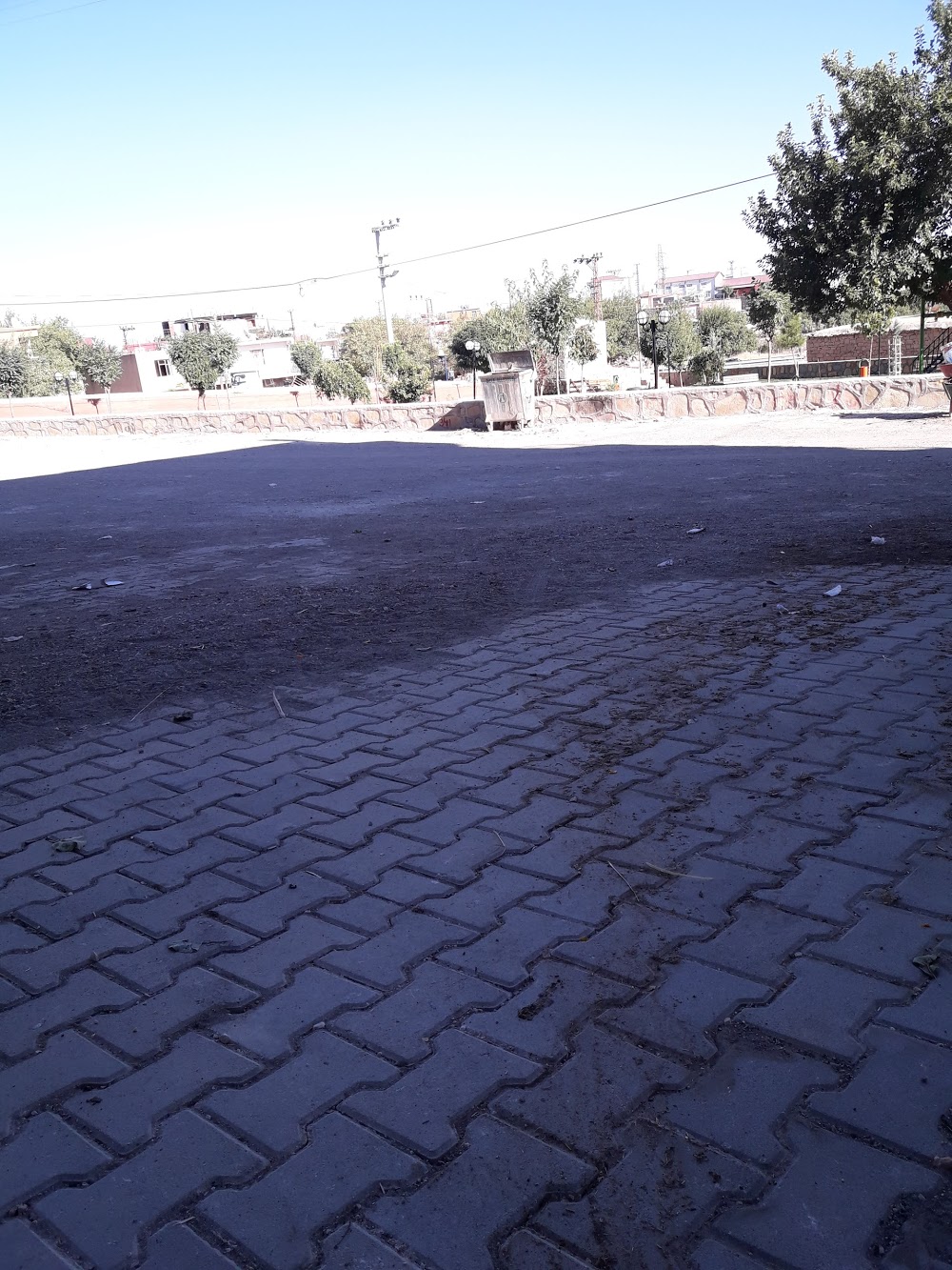 Kaygısız İlkokulu Fotoğrafları 3