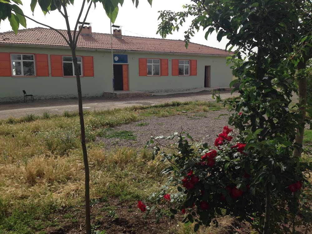 Kuyusırt İlkokulu Fotoğrafları 1