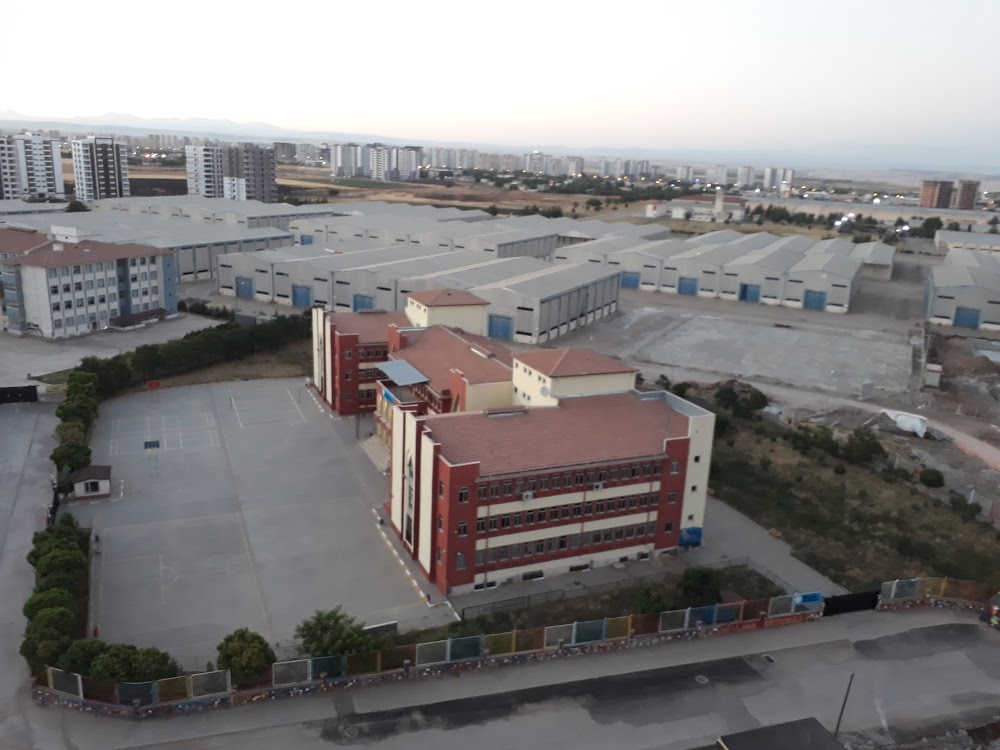 Kayapınar Mevlana İlkokulu Fotoğrafları 2