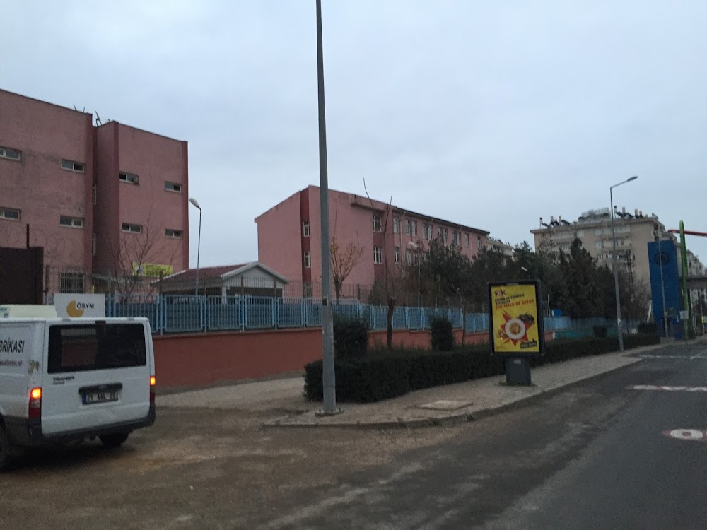 Şehit Öğretmen Elif Livan Ortaokulu Fotoğrafları 2