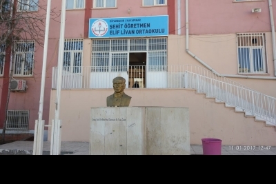 Şehit Öğretmen Elif Livan Ortaokulu fotoğraf 1