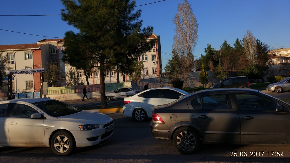 Selahaddini Eyyubi Ortaokulu Fotoğrafları 1