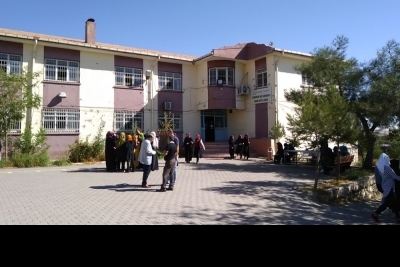 Çınar Kız Anadolu İmam Hatip Lisesi Fotoğrafları 1