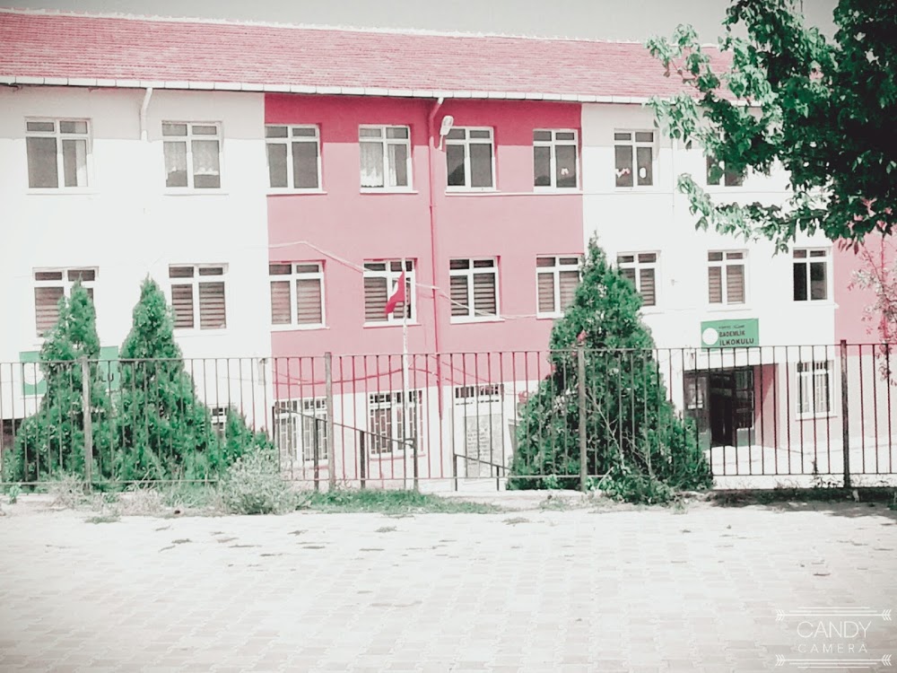 Beyendik Ortaokulu Fotoğrafları 1