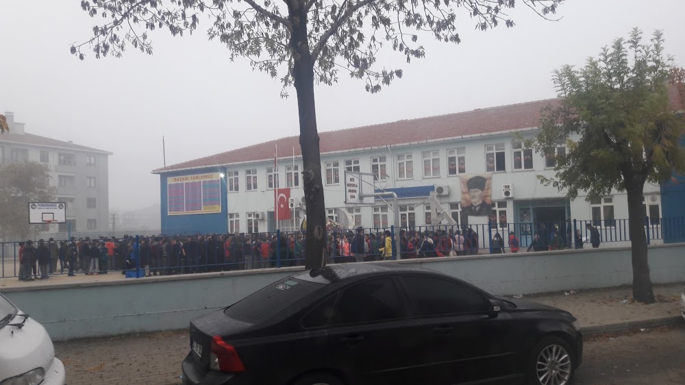 Yekta Baydar Ortaokulu Fotoğrafları 2