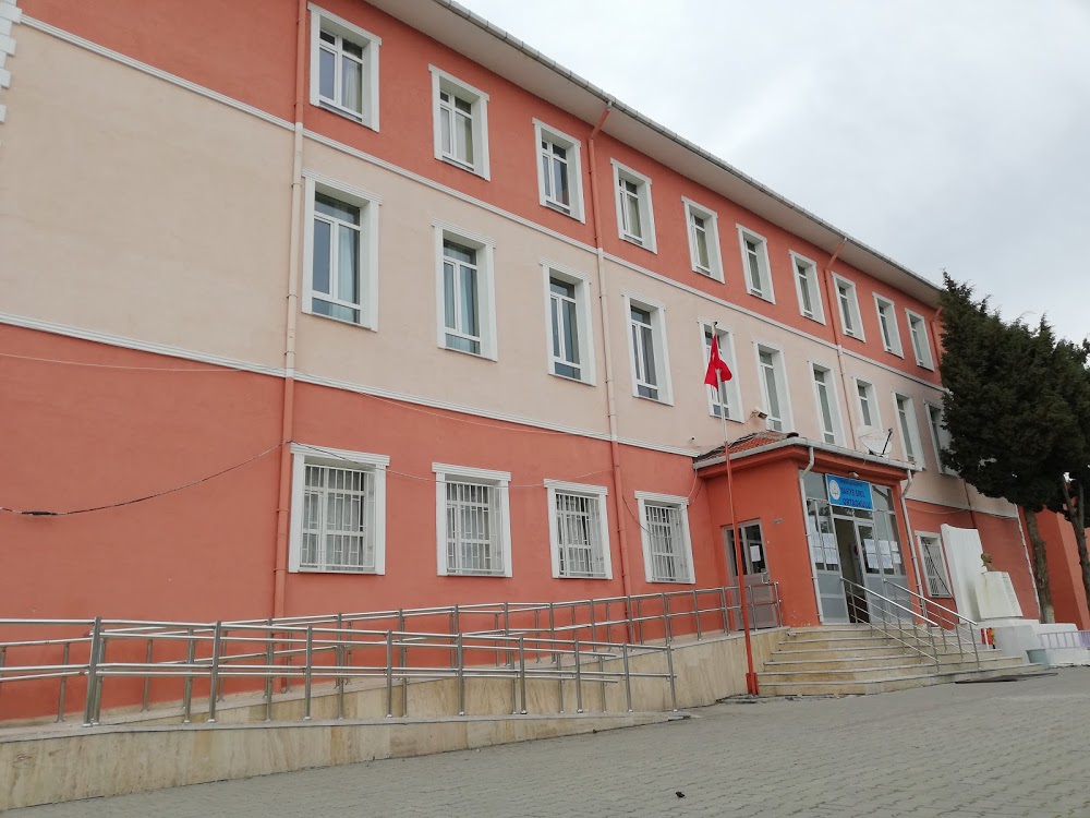 Safiye Erol Ortaokulu Fotoğrafları 1