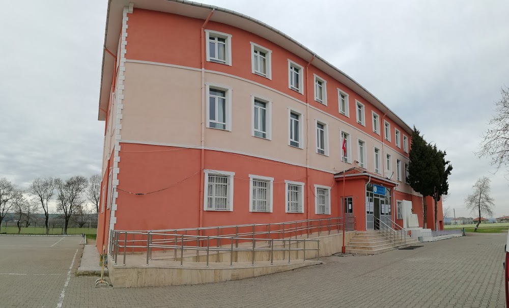 Safiye Erol Ortaokulu Fotoğrafları 2