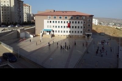 Sivrice Cumhuriyet Ortaokulu fotoğraf 1