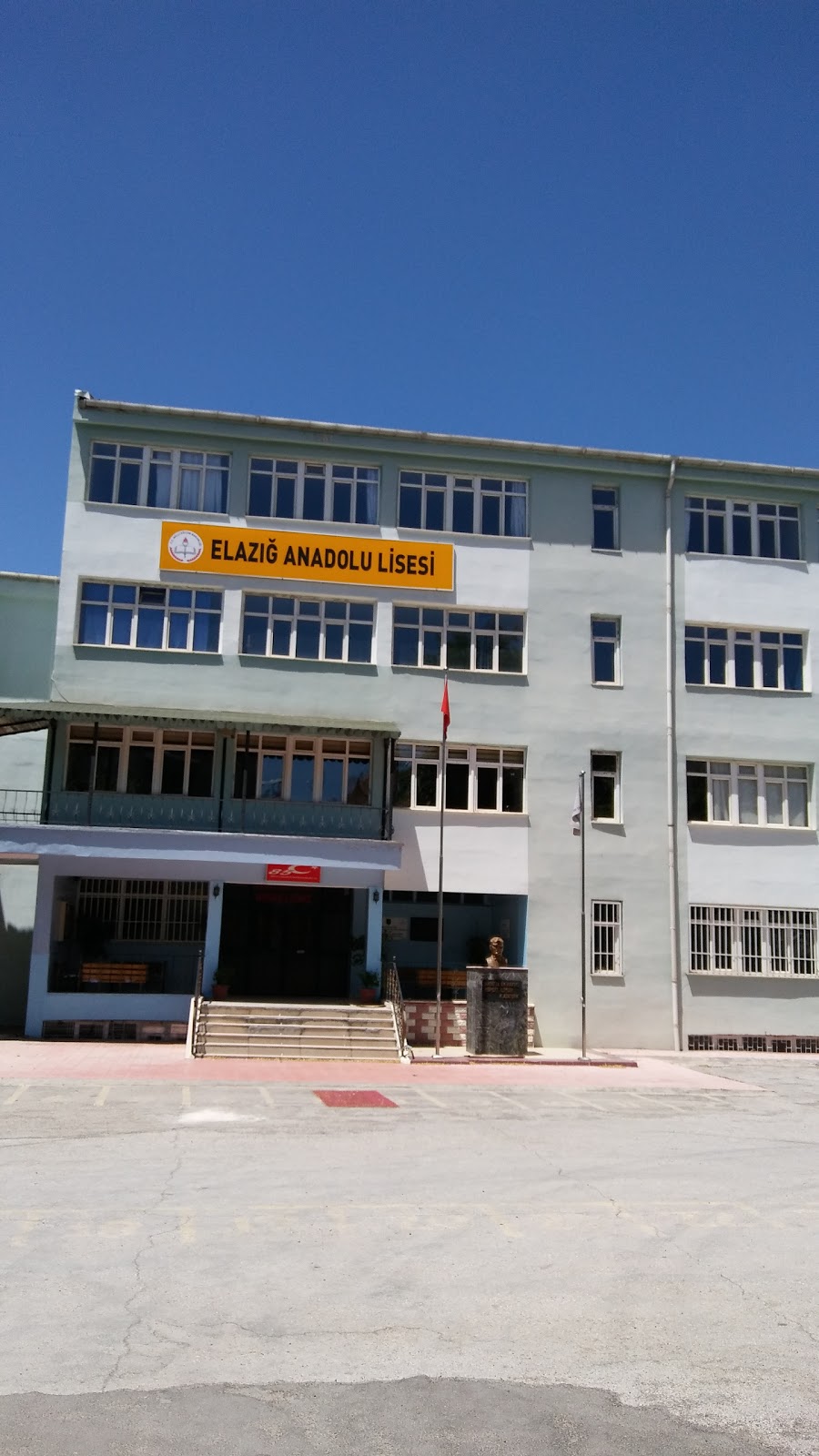 Elazığ Anadolu Lisesi Fotoğrafları 1