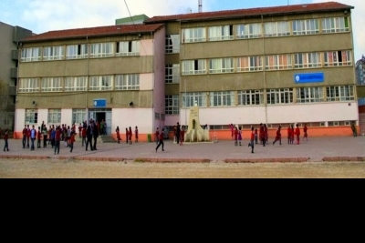 Elazığ Gazi Ortaokulu fotoğraf 2