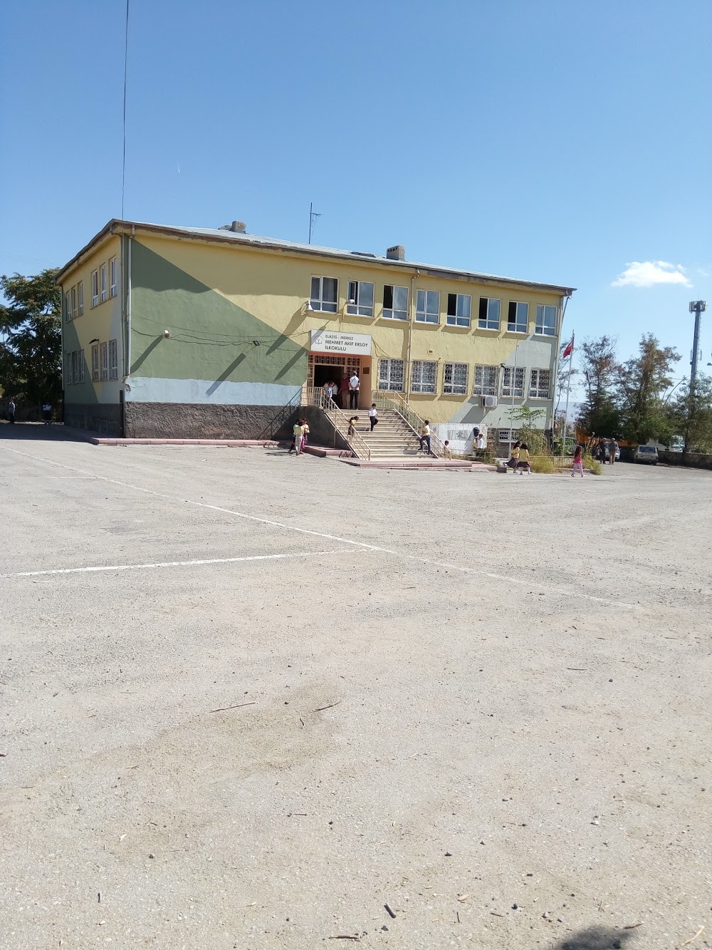 Elazığ Mehmet Akif Ersoy İlkokulu Fotoğrafları 2