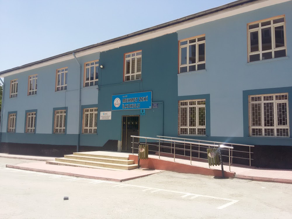 Mehmet Zeki İlkokulu Fotoğrafları 1