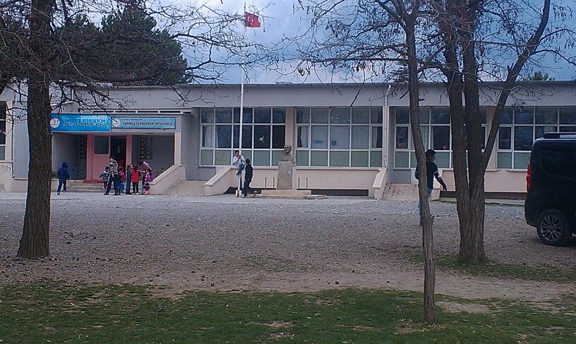 Yarımca Ferrokrom Ortaokulu Fotoğrafları 1