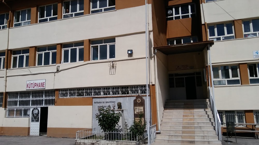 Palu Anadolu İmam Hatip Lisesi Fotoğrafları 2