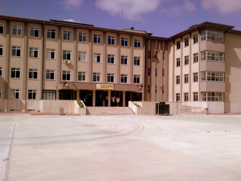 Emlak Konut Mimar Sinan Anadolu Lisesi kampüs fotoğrafı