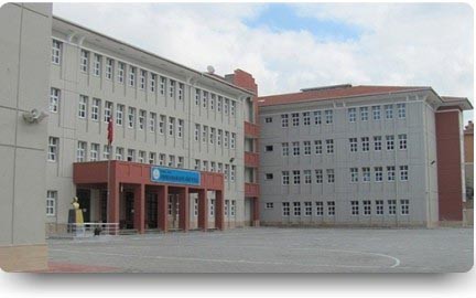 Eyyup Genç İlkokulu kampüs fotoğrafı
