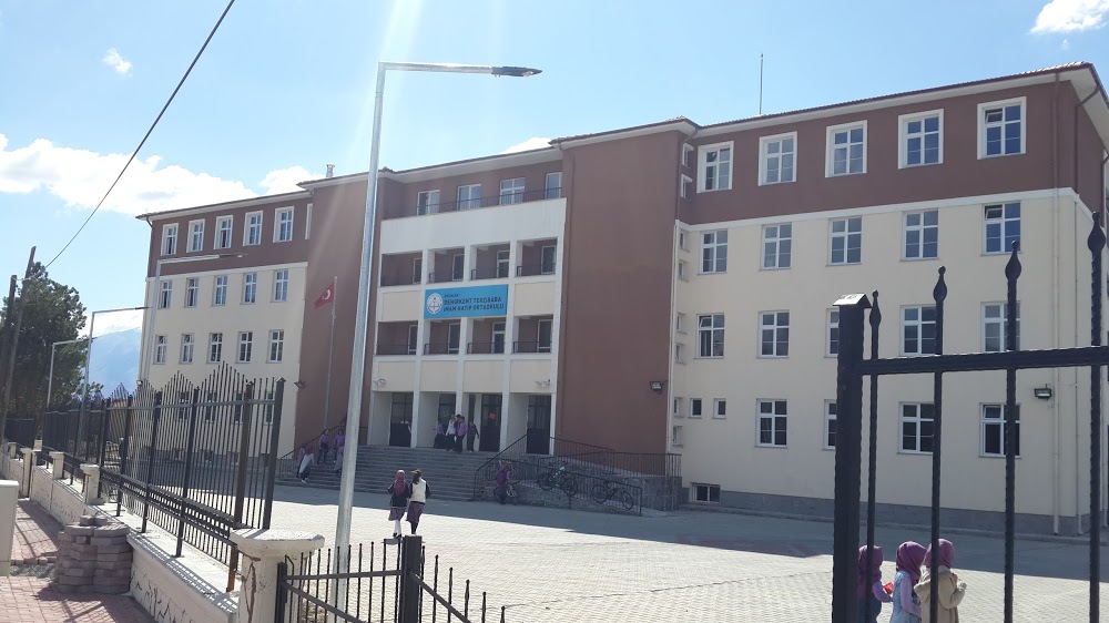 Otlukbeli İmam Hatip Ortaokulu Fotoğrafları 2
