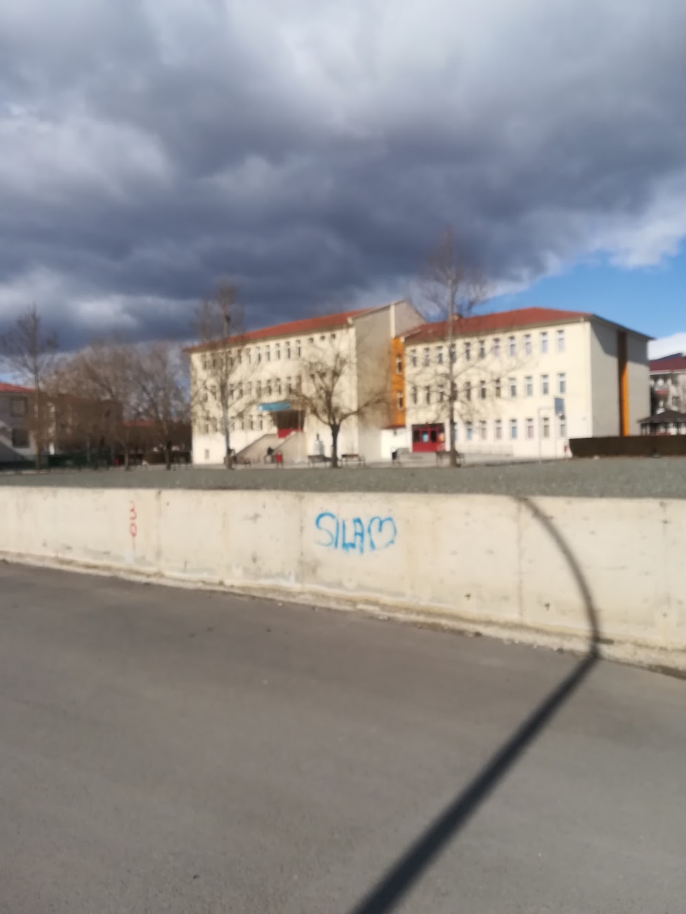 Erzincan Yavuz Selim İlkokulu Fotoğrafları 4