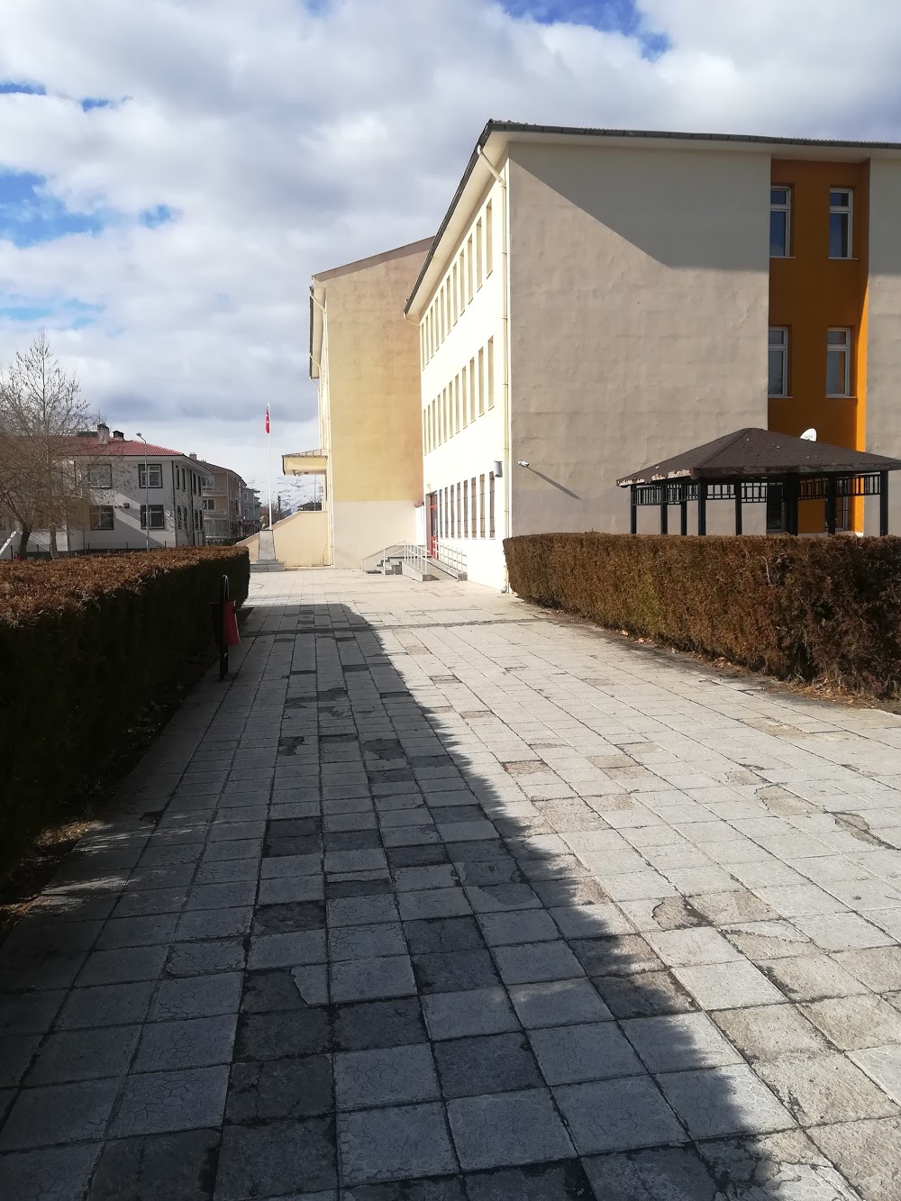 Erzincan Yavuz Selim İlkokulu Fotoğrafları 3