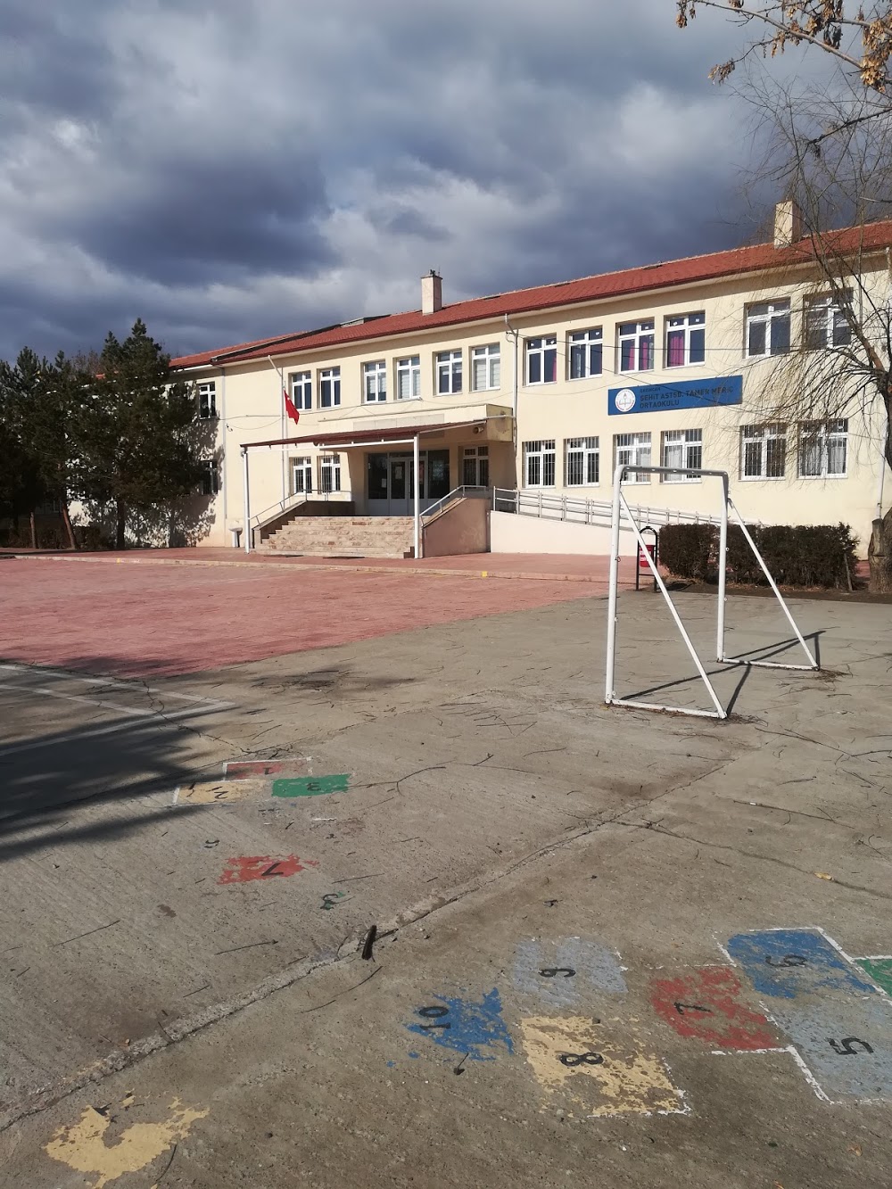 Kavakyolu Orgeneral Selahattin Demircioğlu Ortaokulu Fotoğrafları 2