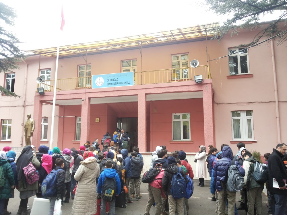 Afyonkarahisar Orhangazi İmam Hatip Ortaokulu Fotoğrafları 1