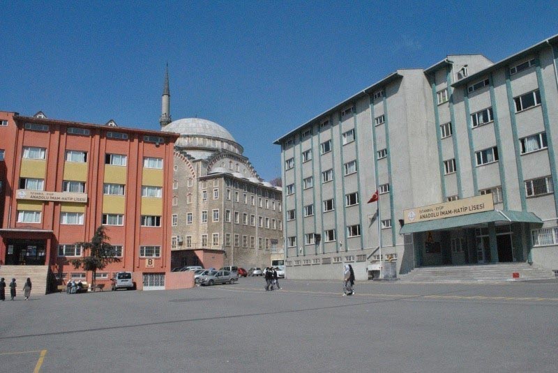 Eyüp Kız Anadolu İmam Hatip Lisesi kampüs fotoğrafı