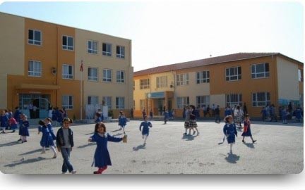 Aliağa Fatih Ortaokulu kampüs fotoğrafı