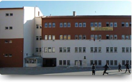Keçiören Fatih Sultan Mehmet Anadolu İmam Hatip Lisesi kampüs fotoğrafı