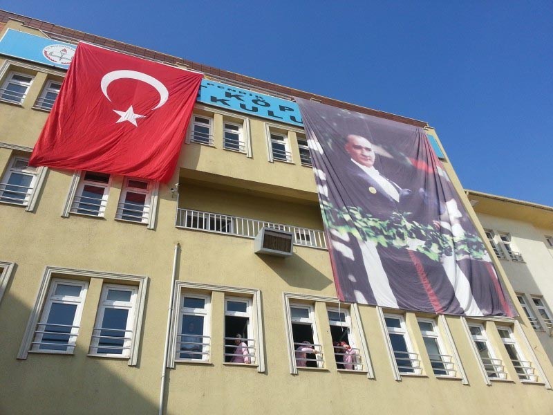 Göçbeyli İlkokulu kampüs fotoğrafı