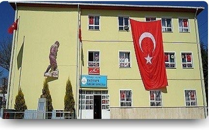 Gazitepe Ortaokulu kampüs fotoğrafı