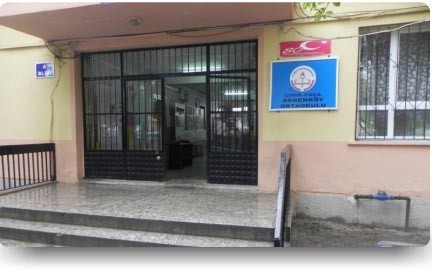 Gerenköy Ortaokulu kampüs fotoğrafı