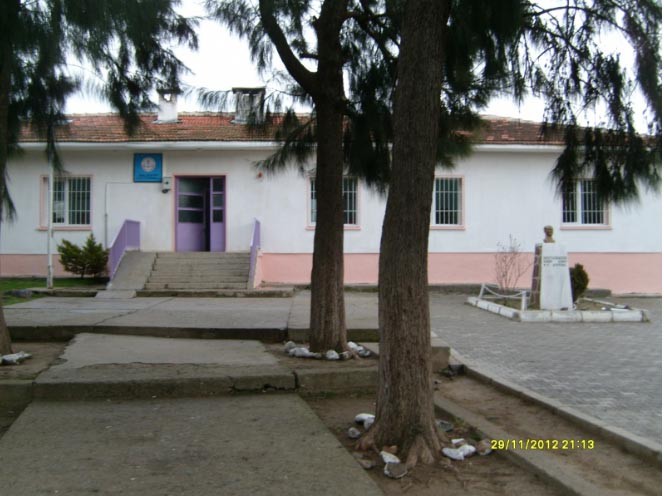 Hatundere İlkokulu kampüs fotoğrafı