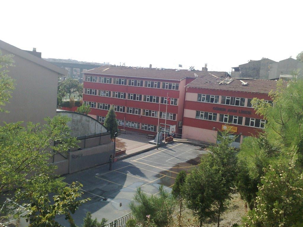 Güner Akın Anadolu İmam Hatip Lisesi kampüs fotoğrafı