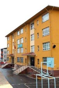 Eyüp Güzeltepe Ortaokulu kampüs fotoğrafı