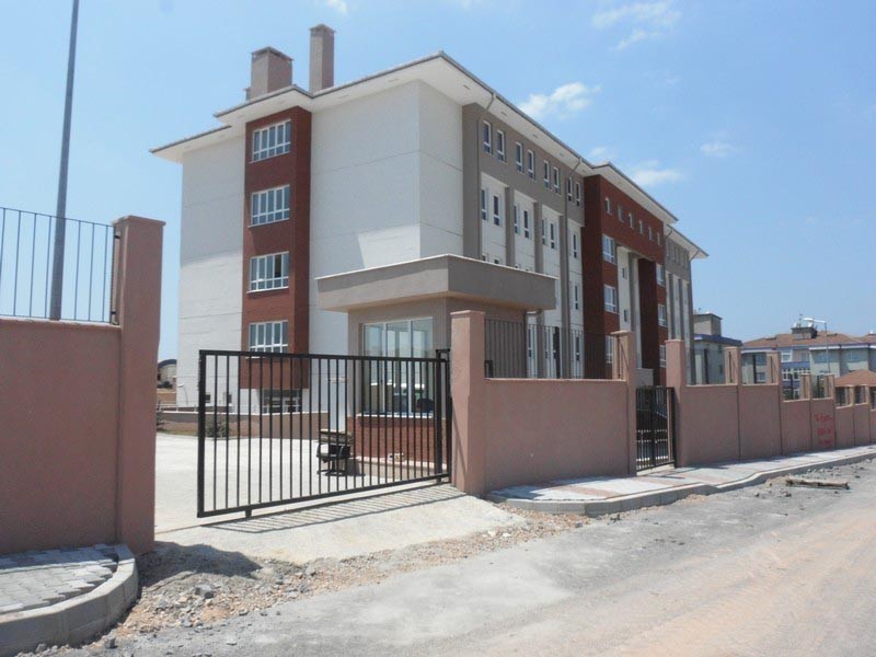 Halil Türkkan İmam Hatip Ortaokulu kampüs fotoğrafı