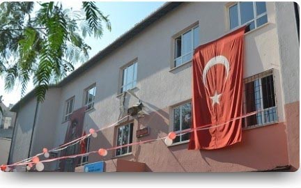 Halitbey İlkokulu kampüs fotoğrafı
