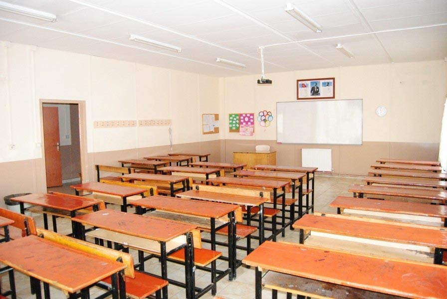 Mareşal Fevzi Çakmak Ticaret Meslek Lisesi kampüs fotoğrafı