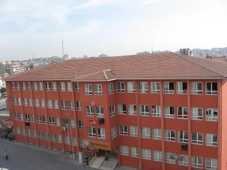 Hüseyin Bürge Anadolu Lisesi kampüs fotoğrafı