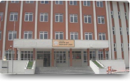 Hüseyin Gazi Anadolu İmam Hatip Lisesi kampüs fotoğrafı
