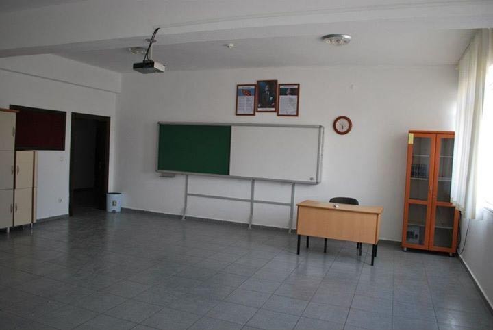 Hüseyin Girenes Fen Lisesi kampüs fotoğrafı