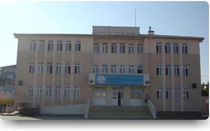İbb Orhangazi Ortaokulu kampüs fotoğrafı