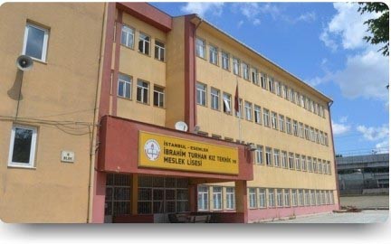 Oruç Reis Anadolu İmam Hatip Lisesi kampüs fotoğrafı