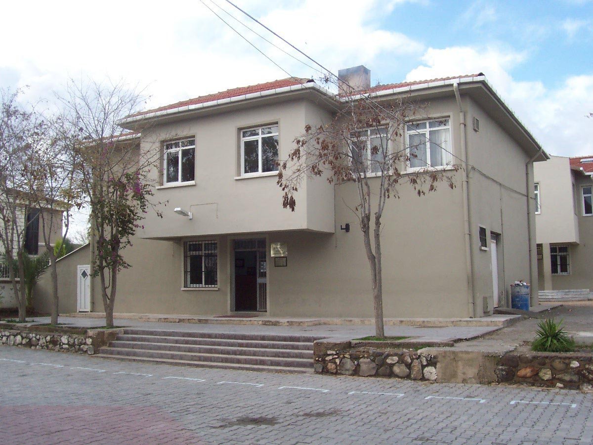 Ilıca Mustafa Bahçeli Ortaokulu kampüs fotoğrafı