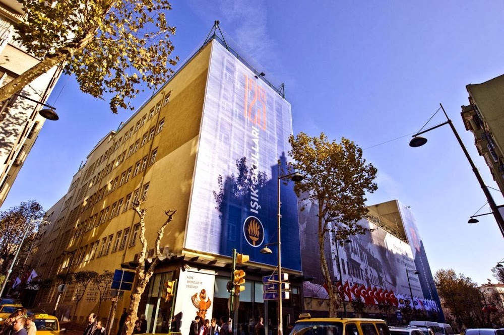 Fmv Işık Okulları Nişantaşı Lisesi Fotoğrafları 2