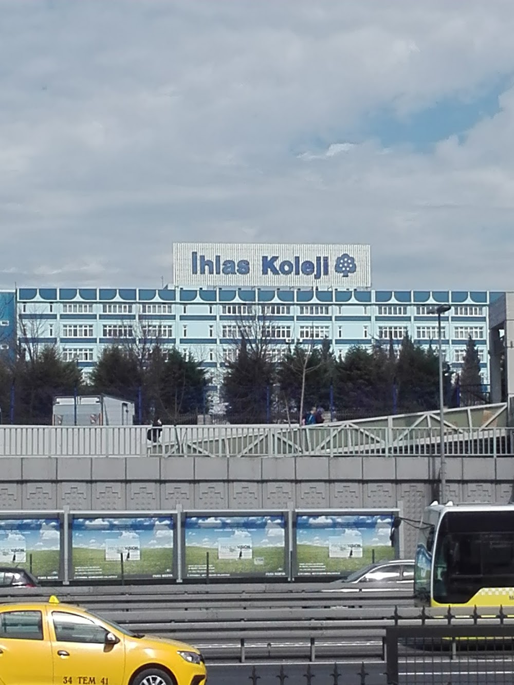 Özel İhlas Koleji Bizimevler İlkokulu fotoğraf 2