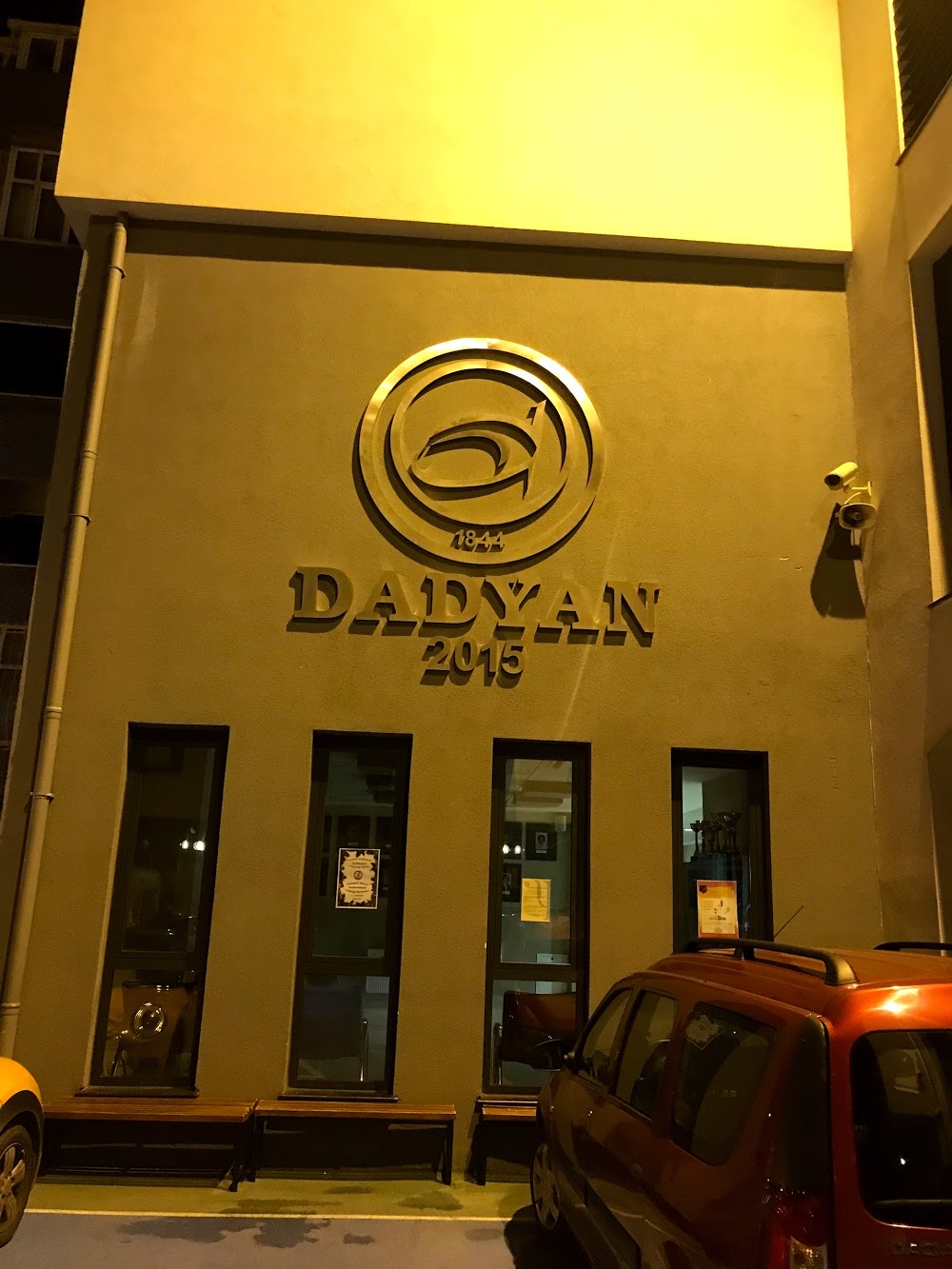 Özel Dadyan Ermeni Ortaokulu Fotoğrafları 1